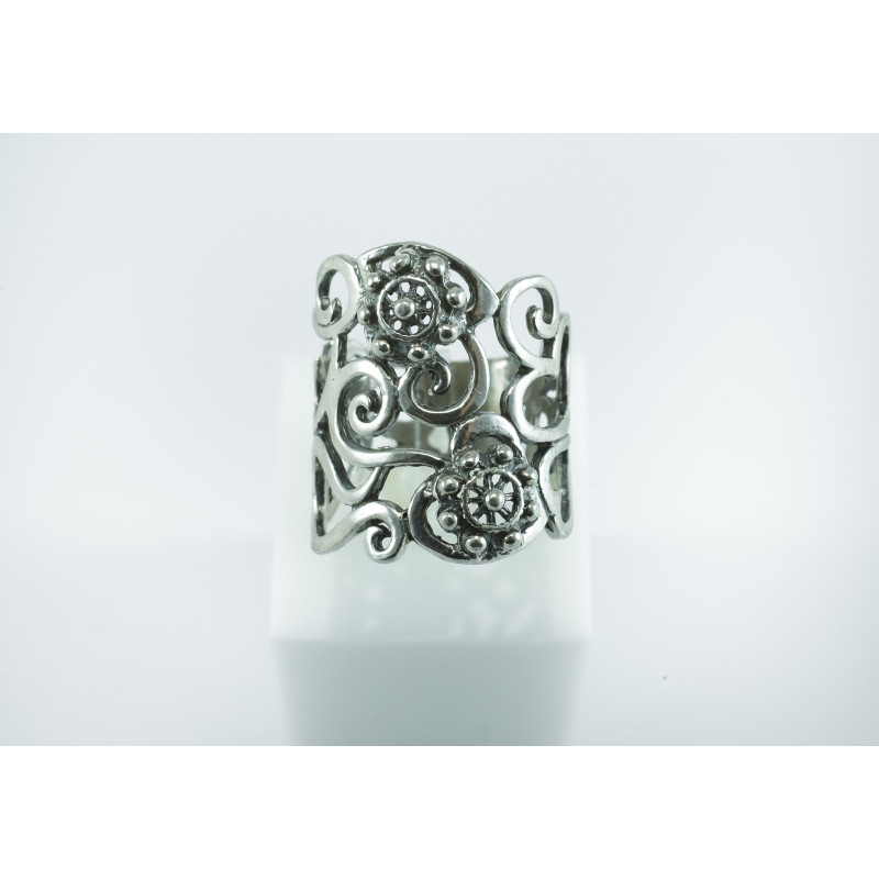 Anillo filigrana Botón Charro Plata de Ley BCSF72 | 31,12 € | Joyería Flores Anillo filigrana Botón Charro Plata de Ley BCSF72 | 31,12 € | Joyería Flores