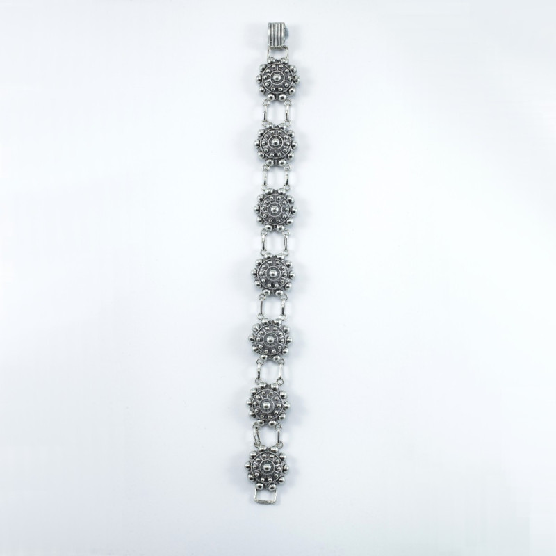 Pulsera botón charro en plata de ley 008-P7D | 76,88 € | Joyería Flores Pulsera botón charro en plata de ley 008-P7D | 76,88 € | Joyería Flores