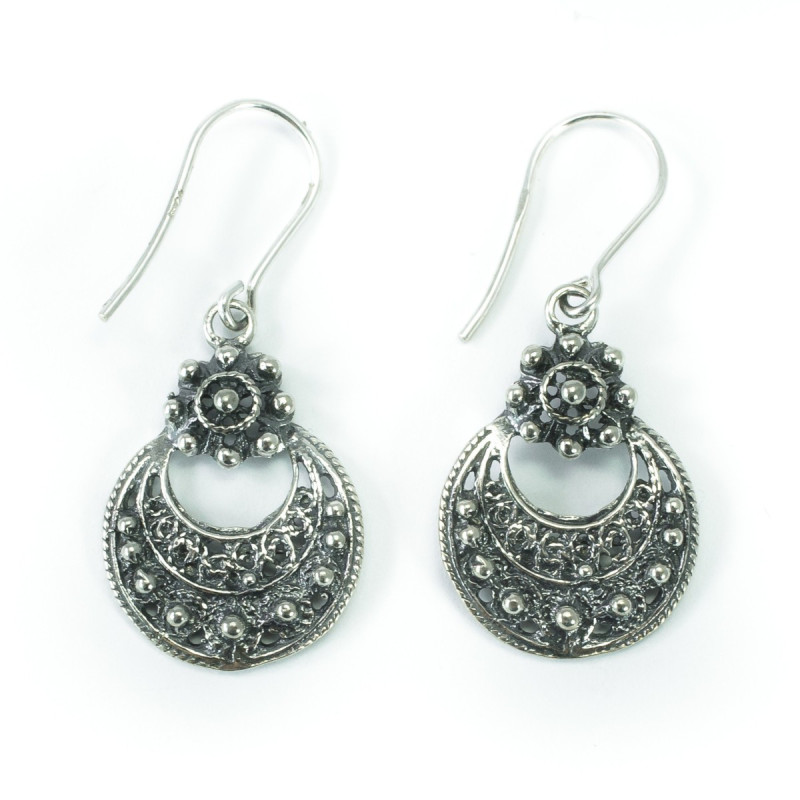 Pendientes largos botón charro plata de ley HPF96 | 16,88 € | Joyería Flores Pendientes largos botón charro plata de ley HPF96 | 16,88 € | Joyería Flores