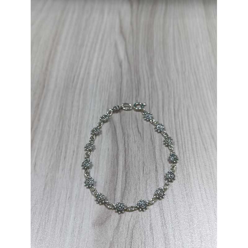 Pulsera Botón charro Plata de Ley S1419 | 31,12 € | Joyería Flores Pulsera Botón charro Plata de Ley S1419 | 31,12 € | Joyería Flores