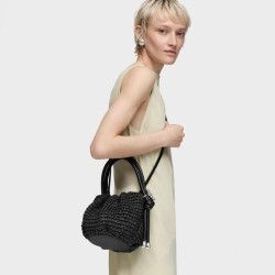 Bombonera Tous Negra rafia Daisy 2002286151 | 149,00 € | Joyería Flores