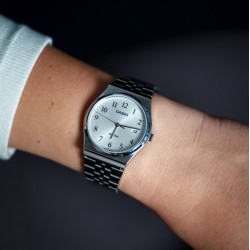 Casio Reloj Analógico Clásico Plateado | 79,90 € | Joyería Flores