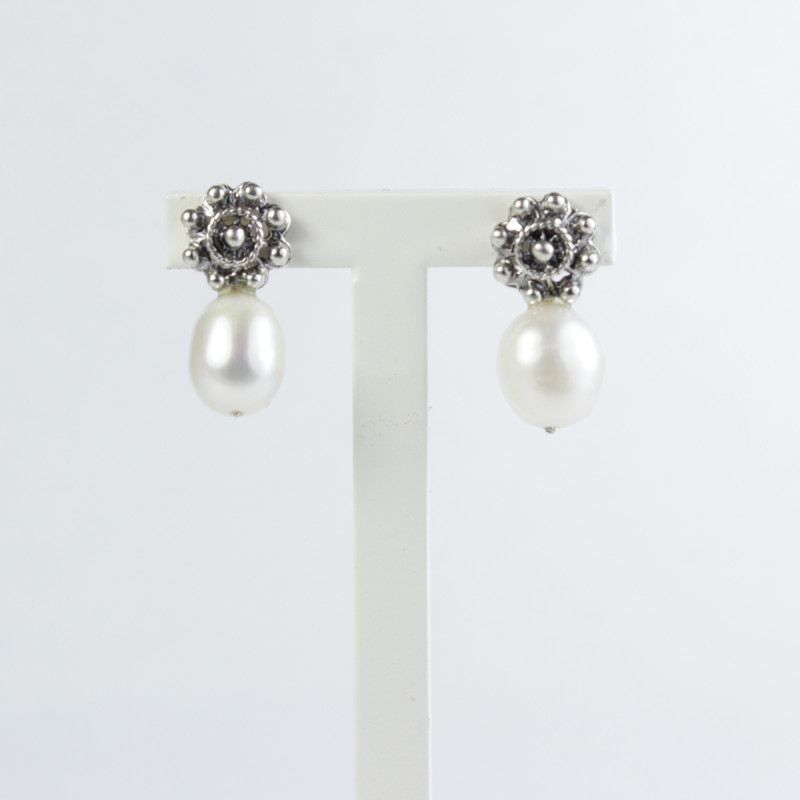 Pendientes Botón Charro con Perla en Plata 001-P | 7,38 € | Joyería Flores Pendientes Botón Charro con Perla en Plata 001-P | 7,38 € | Joyería Flores