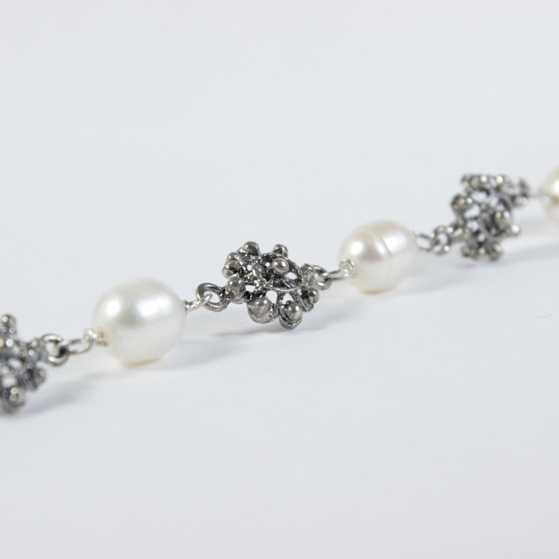 Pulsera botón charro perlas plata 002P-6-6 | 30,63 € | Joyería Flores Pulsera botón charro perlas plata 002P-6-6 | 30,63 € | Joyería Flores