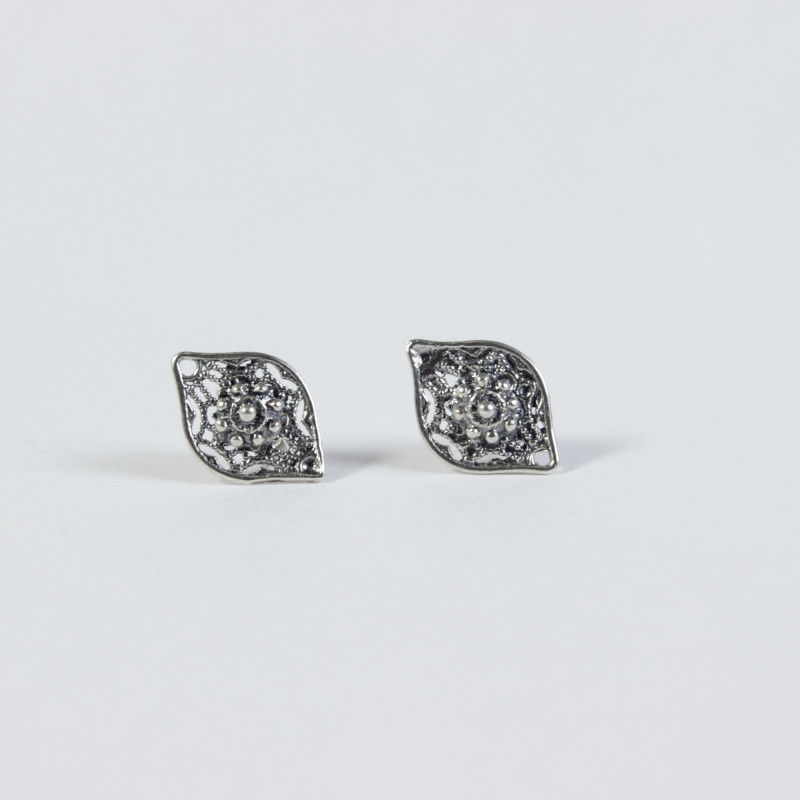 Pendientes filigrana Botón Charro Plata F-31-P | 9,38 € | Joyería Flores Pendientes filigrana Botón Charro Plata F-31-P | 9,38 € | Joyería Flores